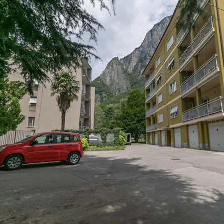 Daire Turati Family Balcone E Posto Auto